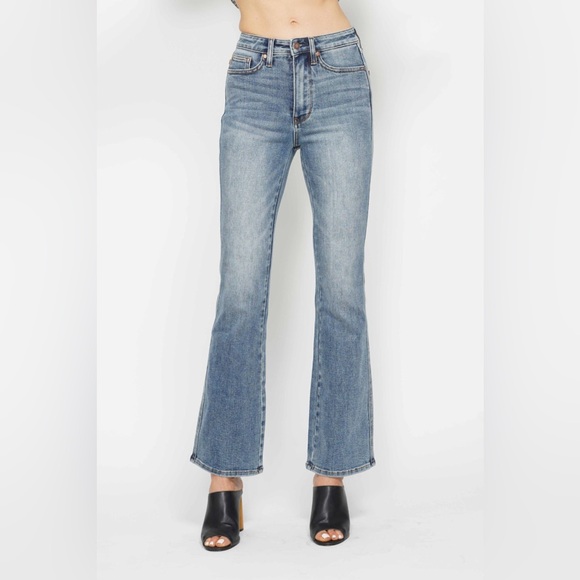 NWT Judy Blue PLUS + REG Size High Rise Tummy Control Bootcut Jeans - Picture 2 of 7